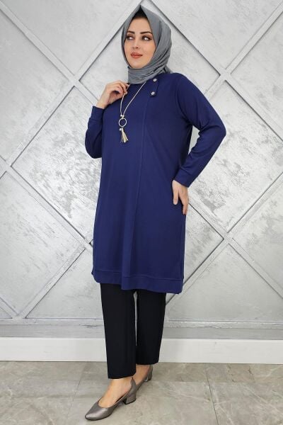 KADIN KOLYE VE DÜĞME DETAYLI TESETTÜR TUNİK LACİVERT - 2 BEDEN