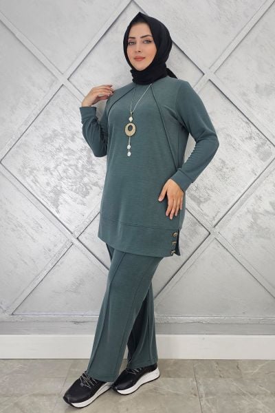 KADIN KOLYE DETAYLI NERVÜR DİKİM TESETTÜR TAKIM YEŞİL - 3 BEDEN