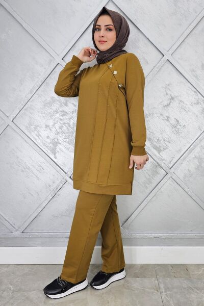 KADIN DÜĞME VE TAŞ DETAYLI TESETTÜR TAKIM YAĞ YEŞİLİ - XL