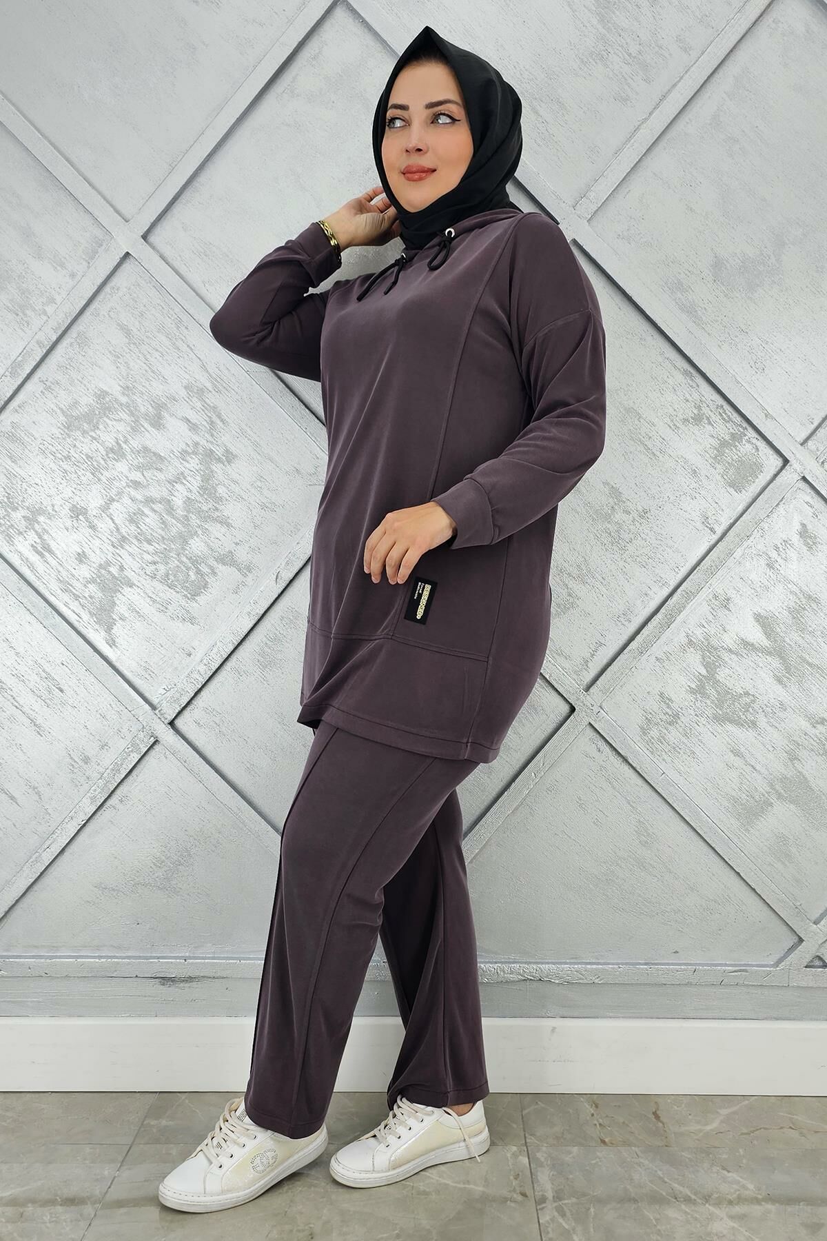 KADIN KAPÜŞONLU ARMA DETAYLI TESETTÜR TAKIM KAHVERENGİ - 3 BEDEN