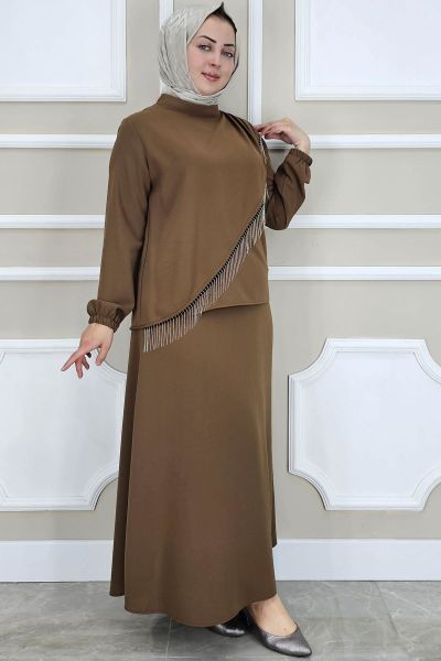 PYS KADIN PÜSKÜL AKSESUARLI TESETTÜR TAKIM KAHVERENGİ - 4 BEDEN