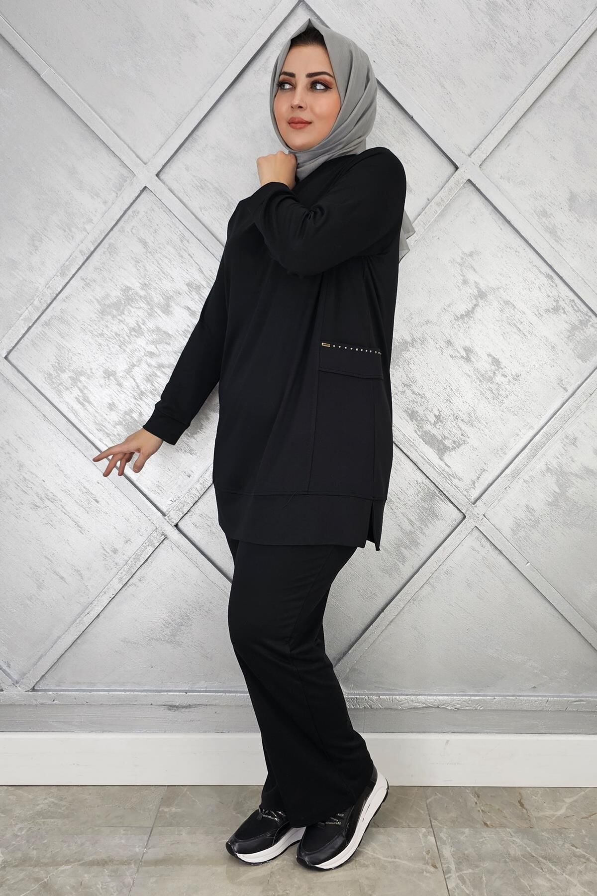 KADIN CEBİ TAŞ DETAYLI TESETTÜR TAKIM SİYAH - 2XL