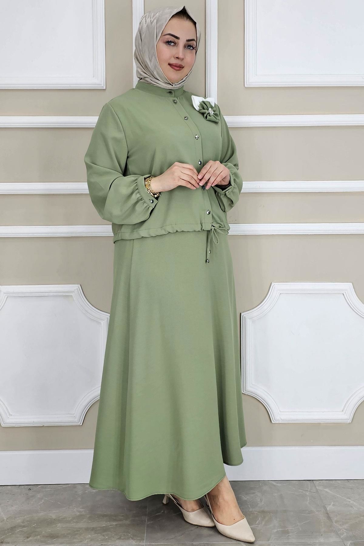 PYS KADIN ÇİÇEK BROŞ DETAYLI GÖMLEK ETEK TESETTÜR TAKIM YEŞİL - 4 BEDEN