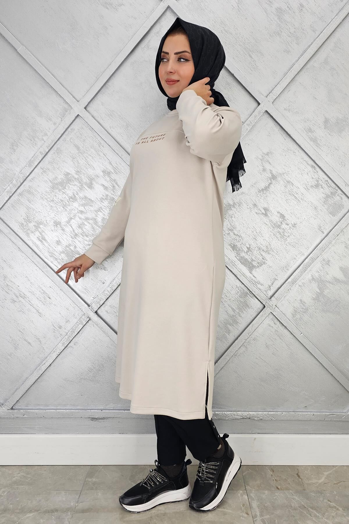 KADIN BASKI DETAYLI TESETTÜR TUNİK BEJ - 5 BEDEN