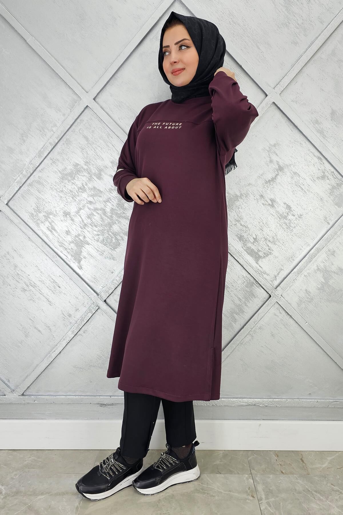 KADIN BASKI DETAYLI TESETTÜR TUNİK BORDO - 2 BEDEN