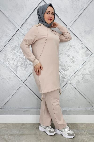 KADIN NERVÜR DİKİM DÜĞME DETAYLI TESETTÜR TAKIM BEJ - L