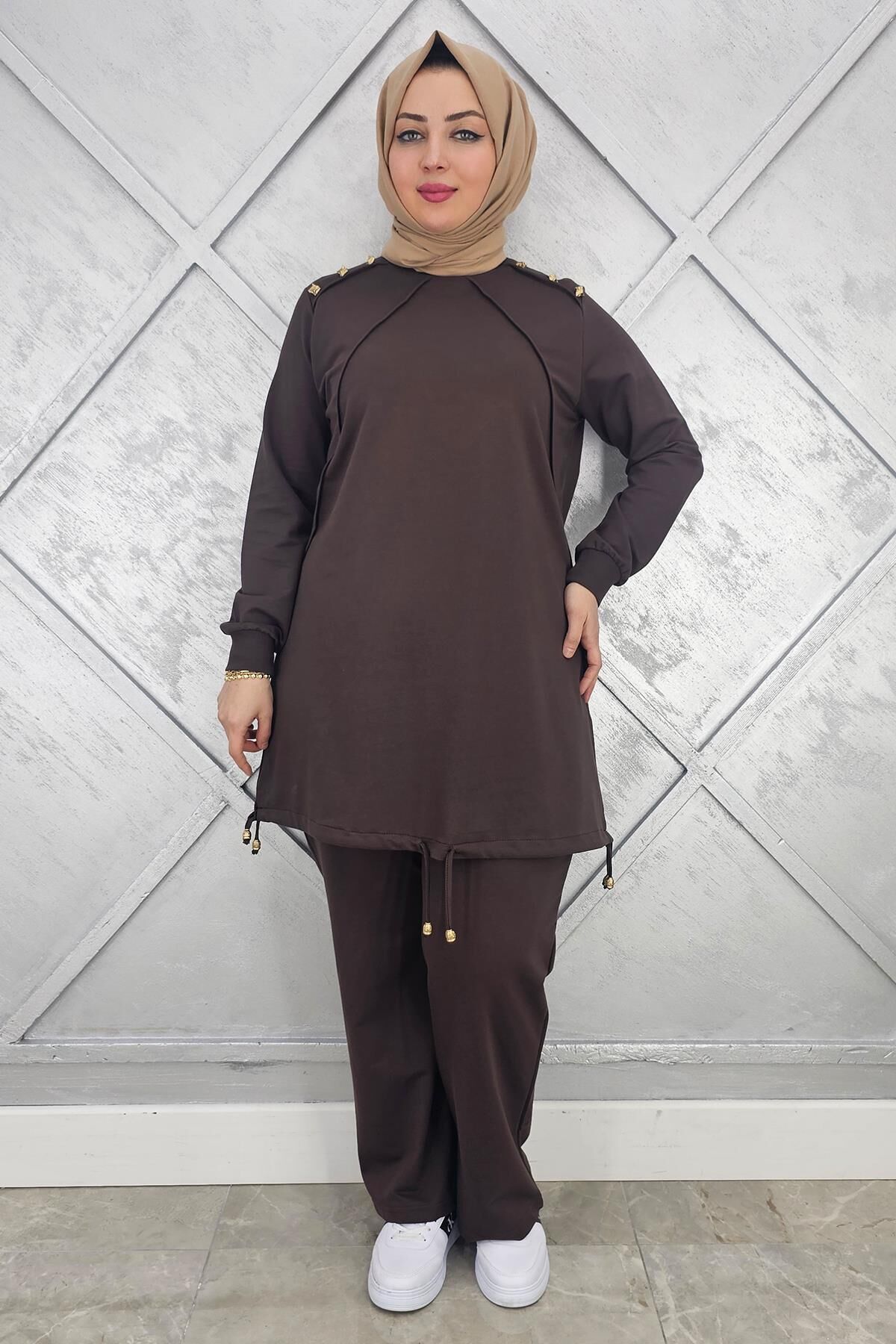 KADIN NERVÜR DİKİM DÜĞME DETAYLI TESETTÜR TAKIM KAHVERENGİ - XL