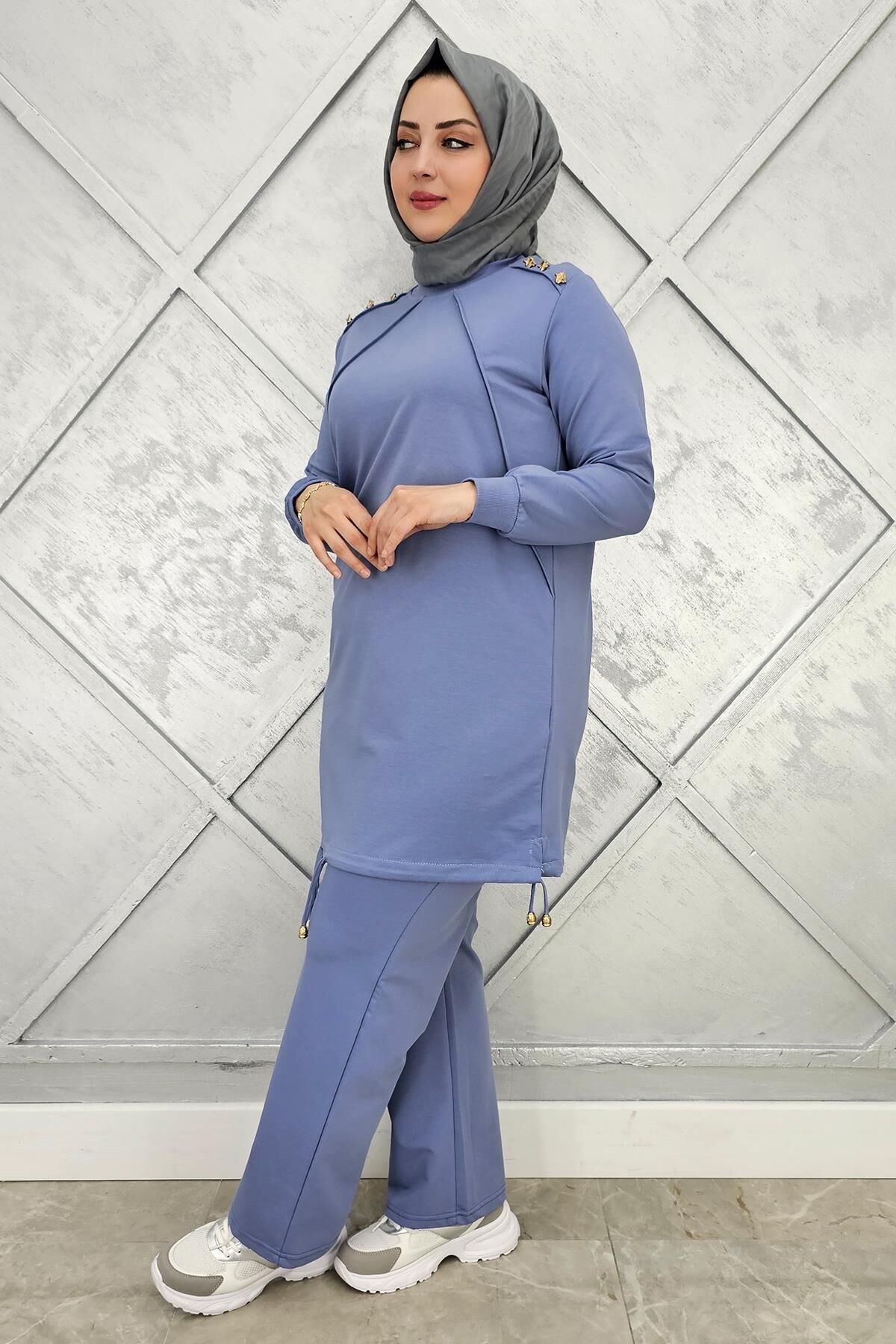 KADIN NERVÜR DİKİM DÜĞME DETAYLI TESETTÜR TAKIM MAVİ - L