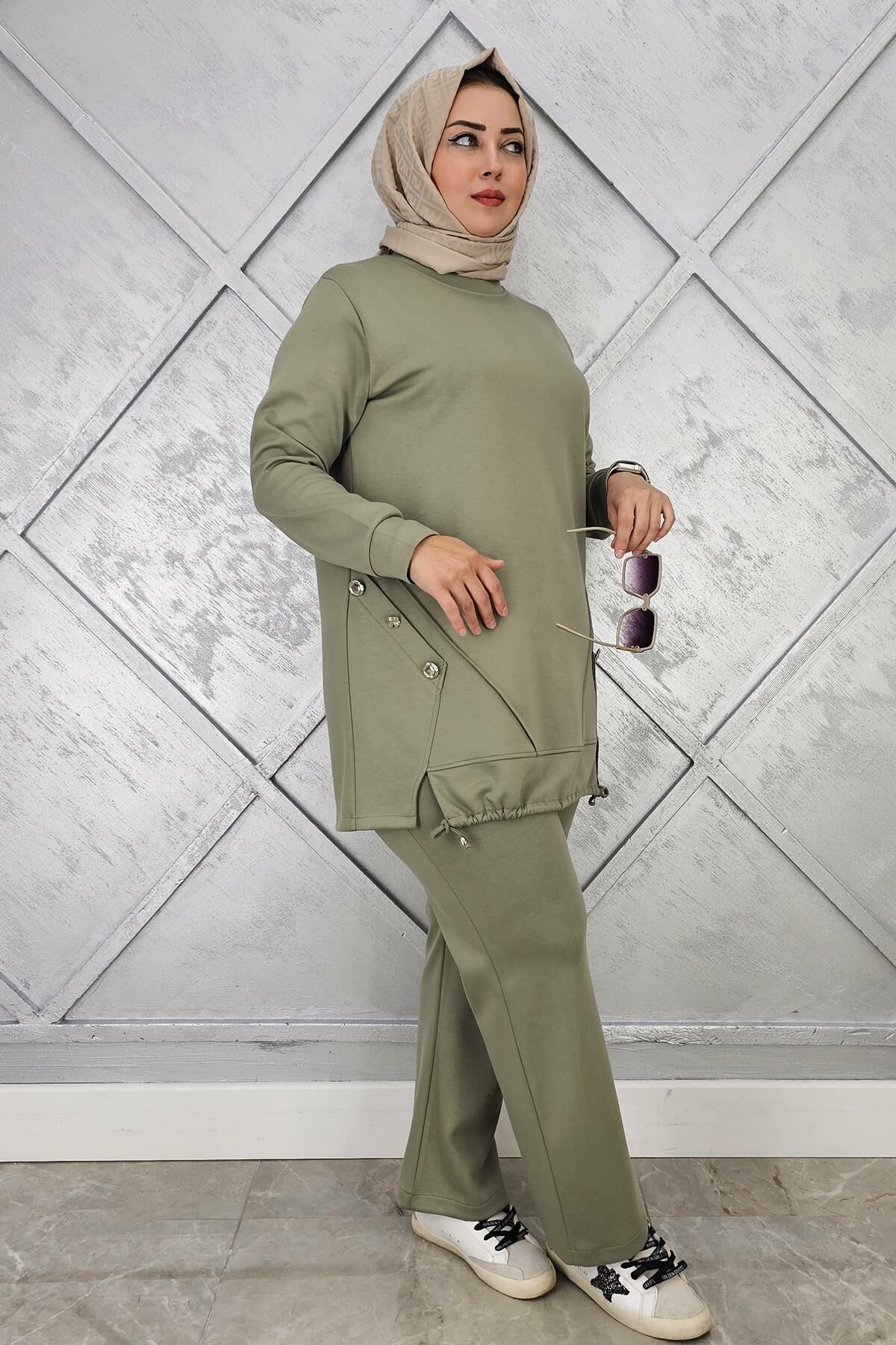 KADIN NERVÜR VE ALLER DİKİM TESETTÜR TAKIM HAKİ - 4 BEDEN