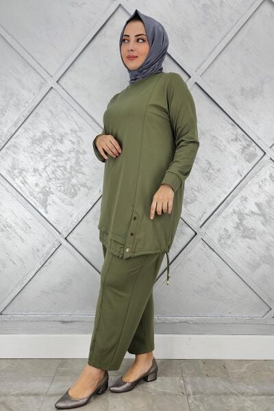 KADIN DÜĞME BAĞCIK DETAYLI TESETTÜR TAKIM HAKİ - 2 BEDEN