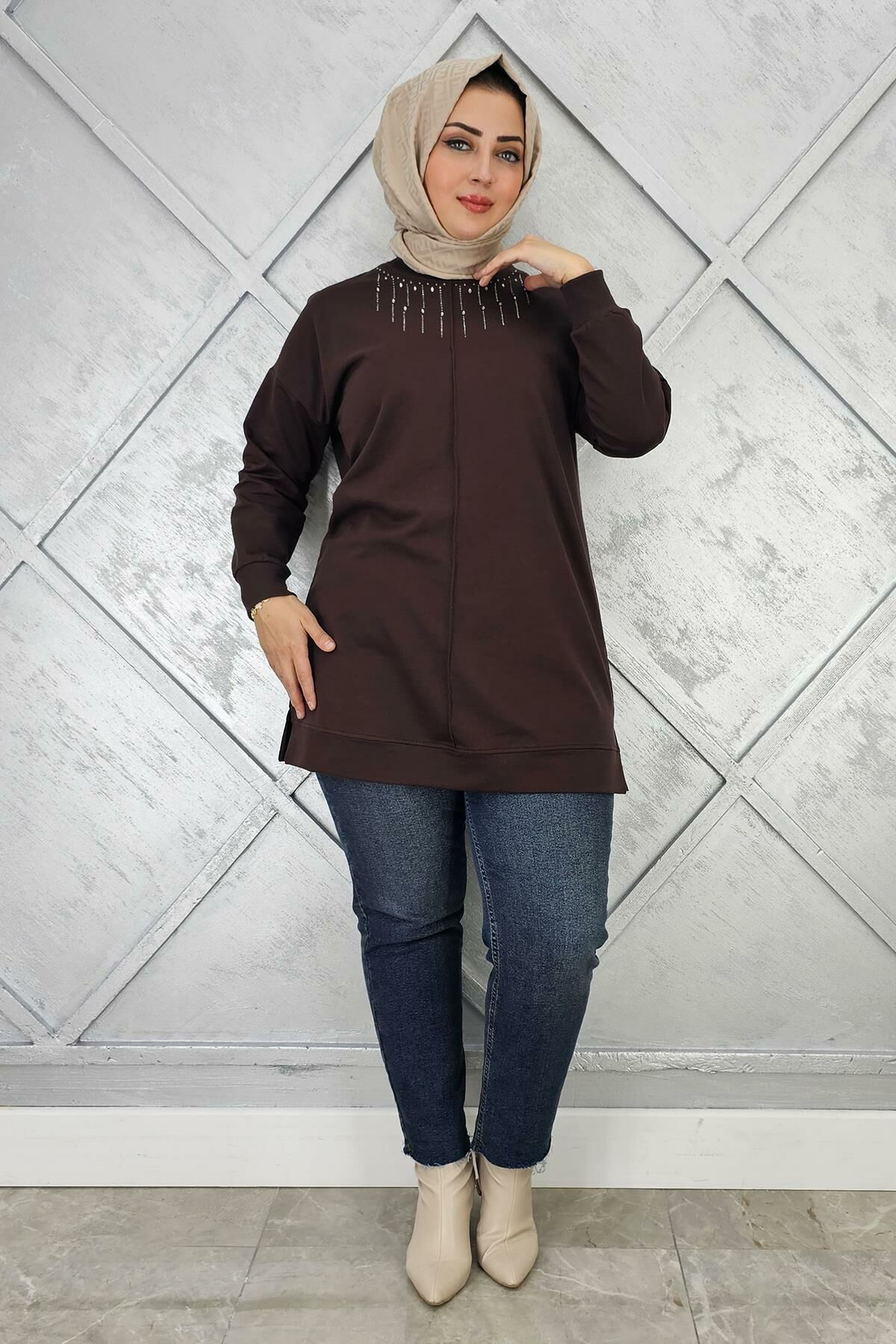 KADIN TAŞ DETAYLI TESETTÜR TUNİK KAHVERENGİ - 4 BEDEN