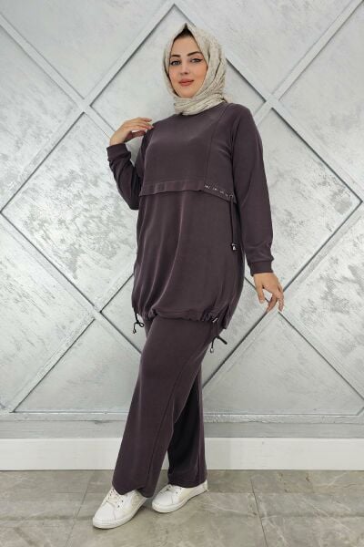 KADIN TAŞ DETALI BAĞCIKLI TESETTÜR TAKIM KAHVERENGİ - 3 BEDEN