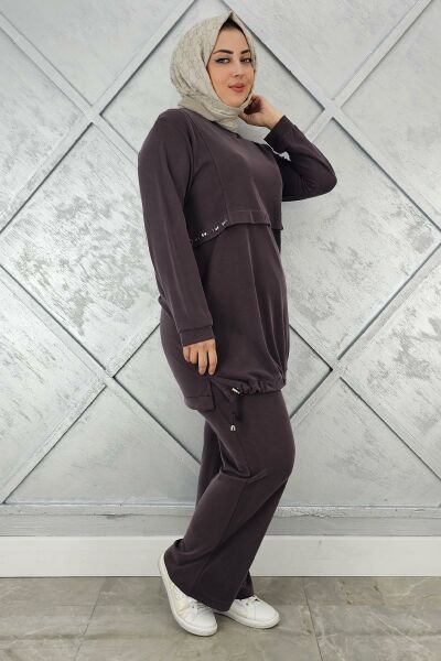 KADIN TAŞ DETALI BAĞCIKLI TESETTÜR TAKIM KAHVERENGİ - 3 BEDEN