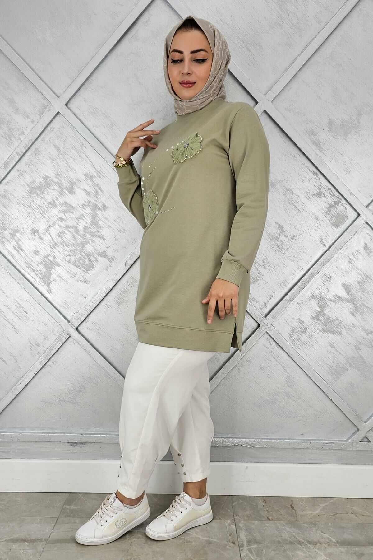 KADIN DİKME ÇİÇEK VE TAŞ DETAYLI TESETTÜR TUNİK MİNT YEŞİLİ - 3 BEDEN