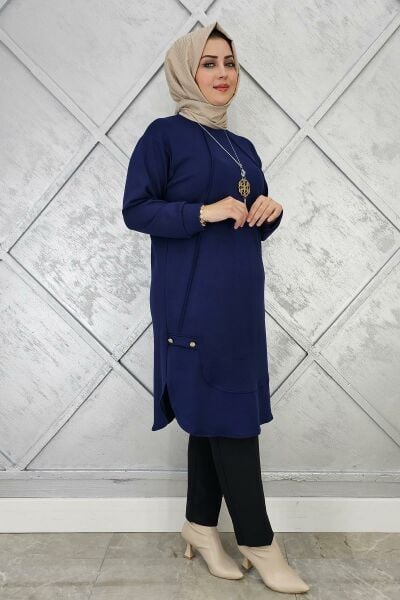 KADIN KOLYE VE DÜĞME DETAYLI TESETTÜR TUNİK LACİVERT - 3 BEDEN