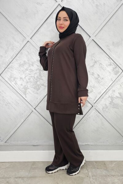 KADIN TAŞ DETAYLI TESETTÜR TAKIM KAHVERENGİ - L