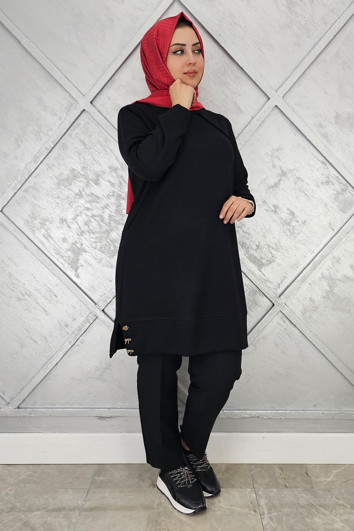 KADIN NERVÜR DİKİM DÜĞME DETAYLI TESETTÜR TUNİK SİYAH - 2 BEDEN