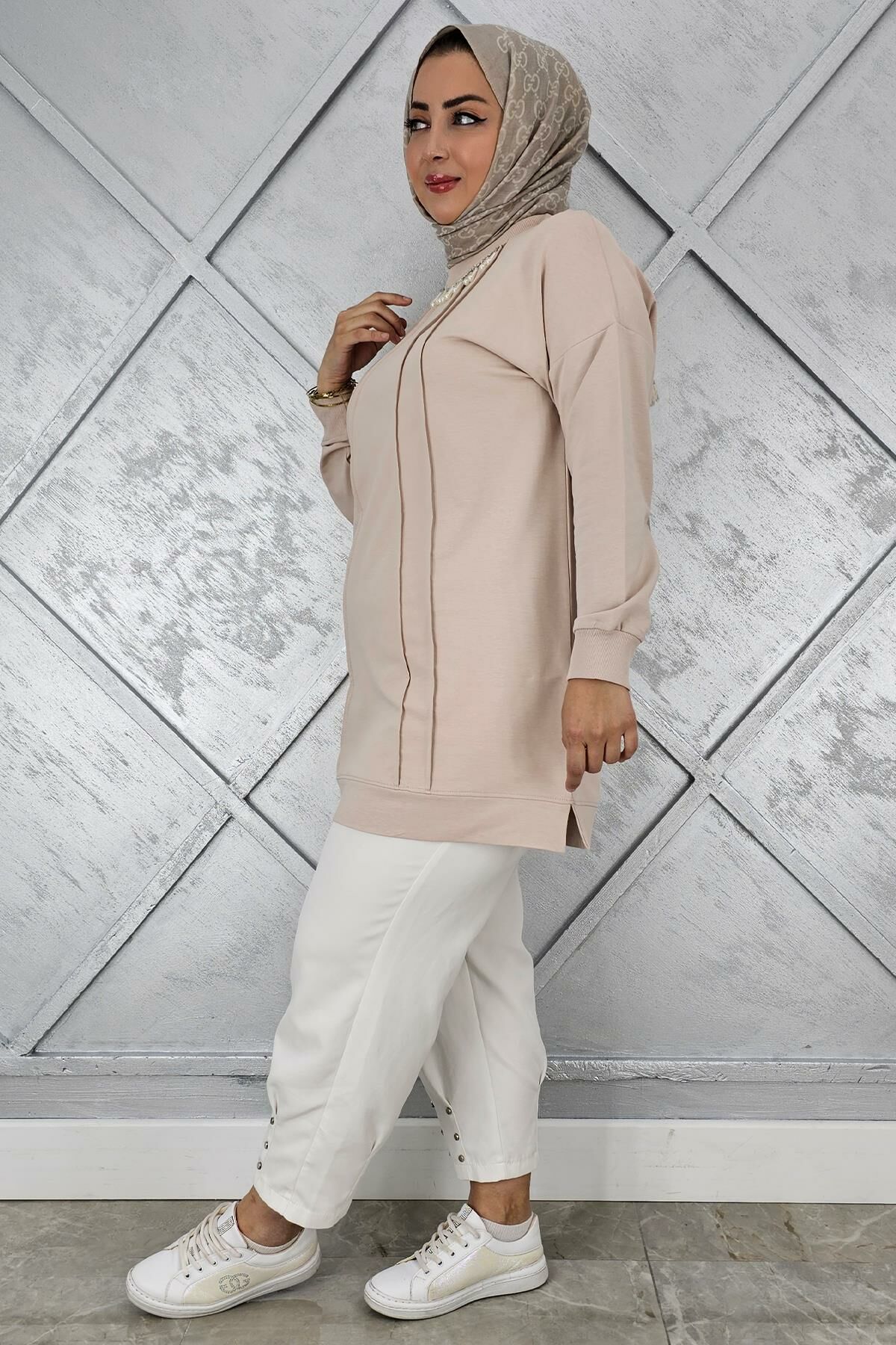 KADIN NERVÜR DİKİM İNCİ KOLYE DETAYLI TESETTÜR TUNİK BEJ - 3XL