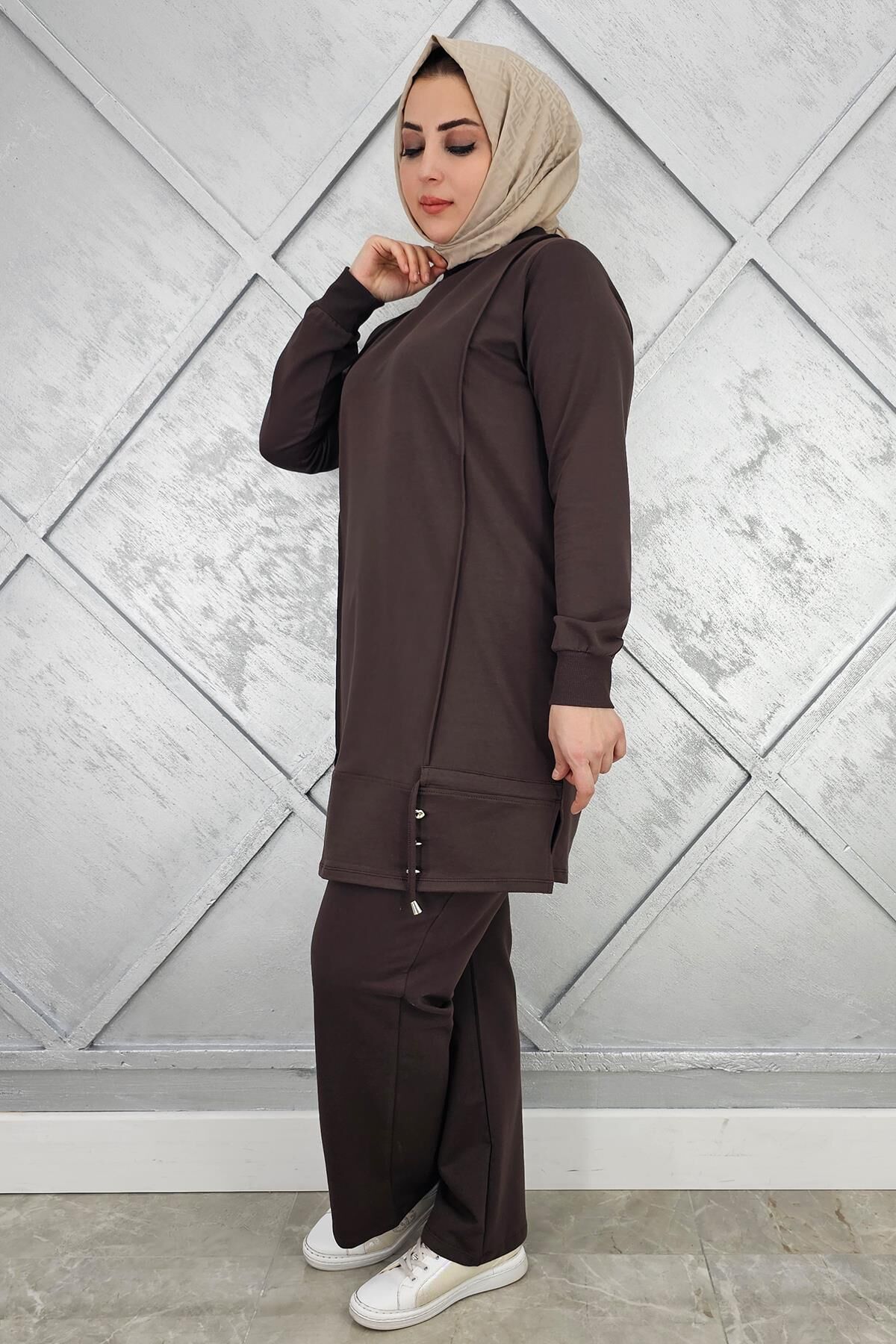 KADIN NERVÜR DİKİM DÜĞME DETAYLI TESETTÜR TAKIM KAHVERENGİ - L