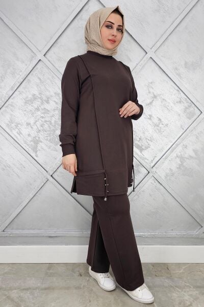 KADIN NERVÜR DİKİM DÜĞME DETAYLI TESETTÜR TAKIM KAHVERENGİ - L
