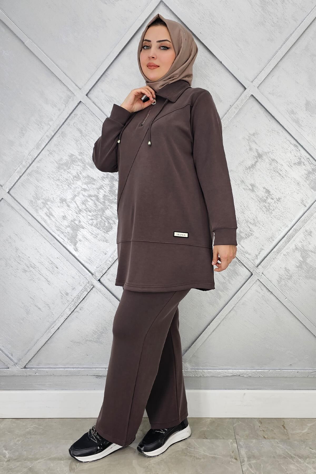 KADIN FERMUAR DETAYLI TESETTÜR TAKIM KAHVERENGİ - 4 BEDEN