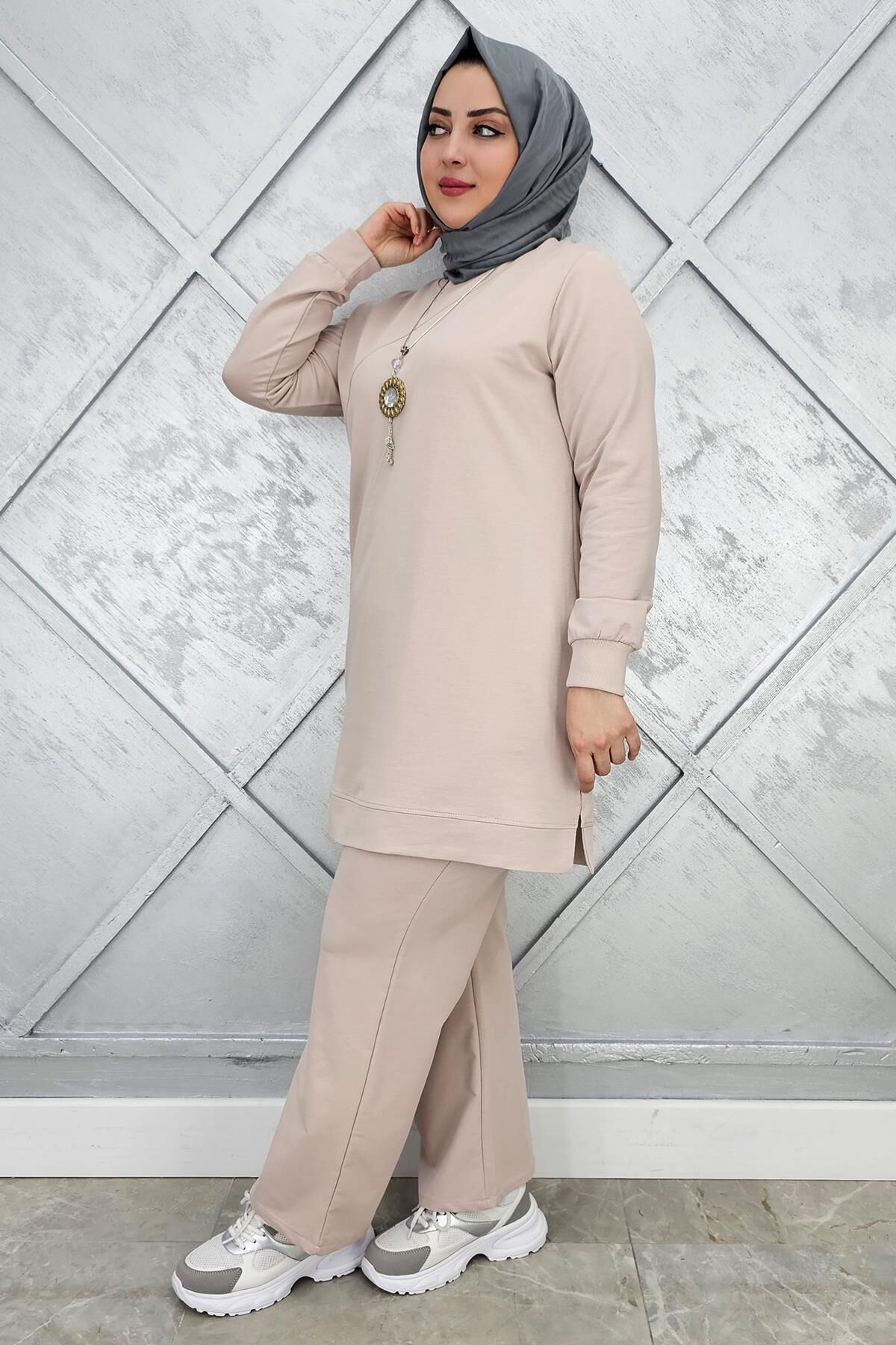 KADIN DÜĞME DETAYLI TESETTÜR TAKIM BEJ - XL