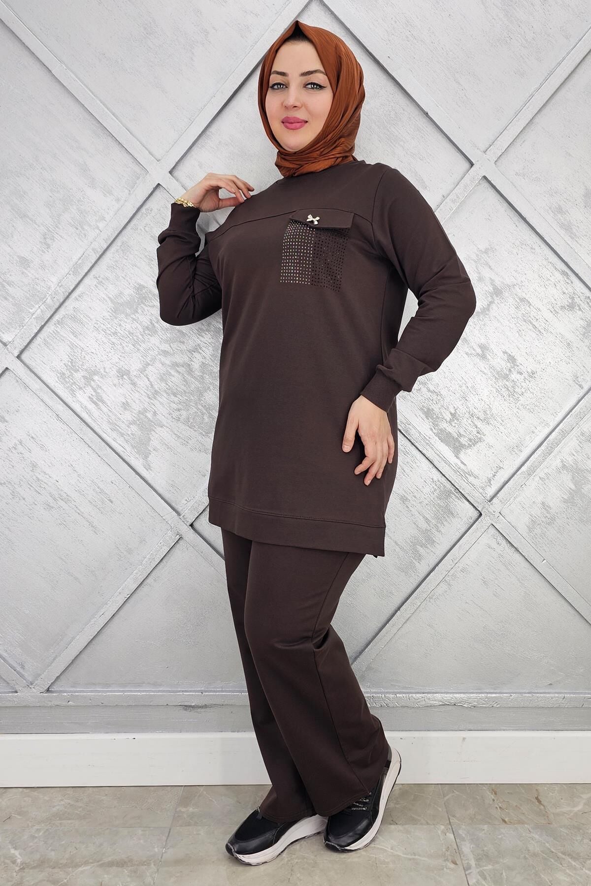 KADIN CEP GÖRÜNÜMLÜ TESSETTÜR TAKIM KAHVERENGİ - 2XL