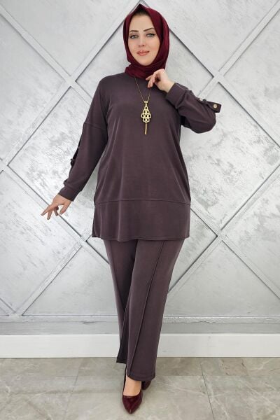 KADIN KOLYE DETAYLI TESETTÜR TAKIM KAHVERENGİ - 2 BEDEN