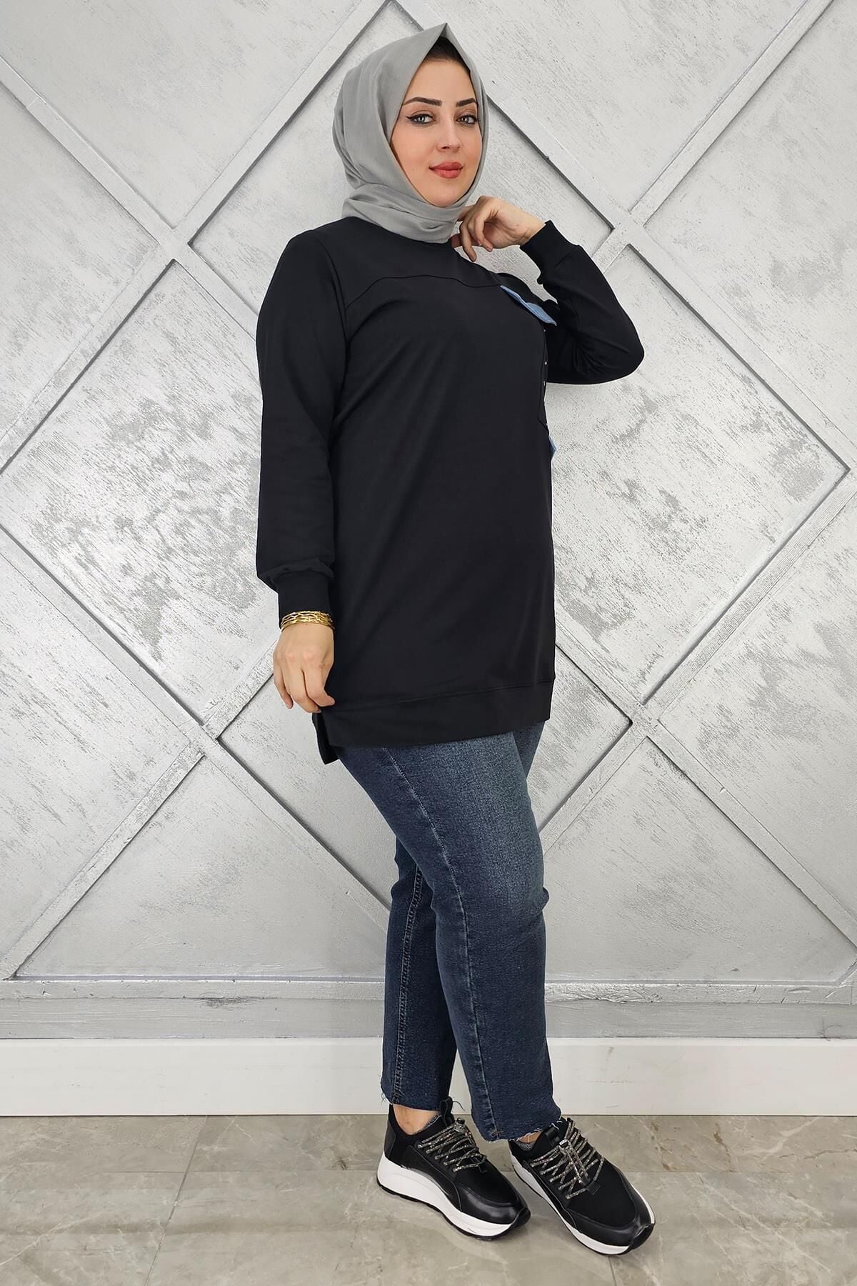 KADIN TAŞ VE DÜĞME DETAYLI TESETTÜR TUNİK SİYAH - L