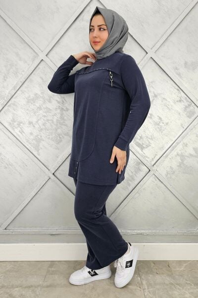 KADIN DÜĞME VE TAŞ DETAYLI TESETTÜR TAKIM LACİVERT - 3 BEDEN