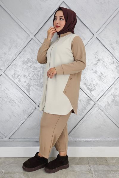 KADIN FERMUARLI DÜĞME DETAYLI TESETTÜR TAKIM CAMEL - 5 BEDEN