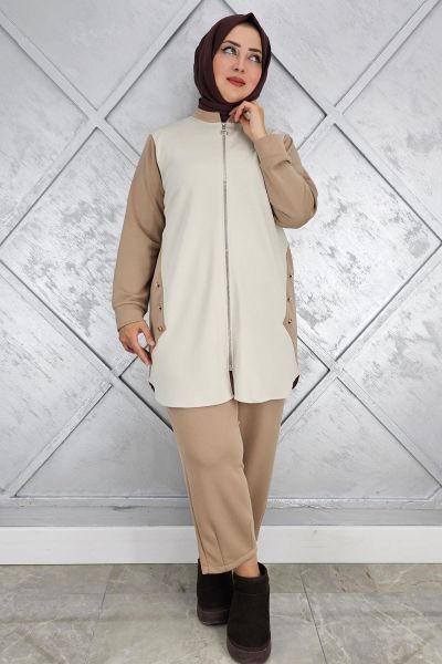 KADIN FERMUARLI DÜĞME DETAYLI TESETTÜR TAKIM CAMEL - 2 BEDEN