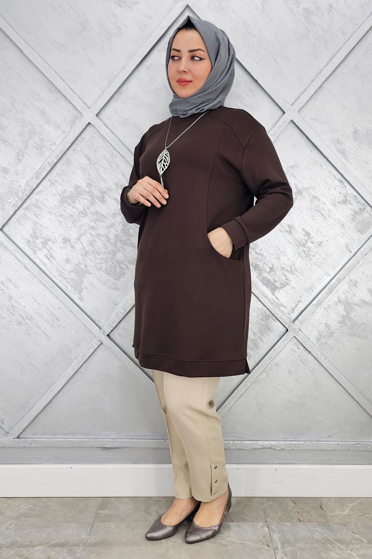 KADIN KOLYE DETAYLI TESETTÜR TUNİK KAHVERENGİ - 2 BEDEN