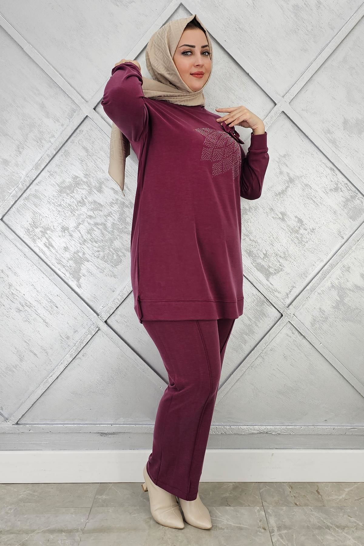 KADIN DİKME VE TAŞ DETAYLI TESETTÜR TAKIM BORDO - 5 BEDEN