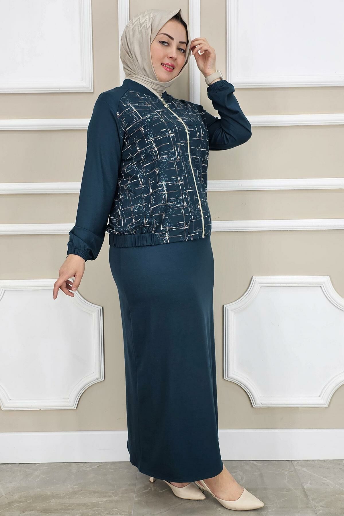 PYS KADIN DESENLİ TESETTÜR TAKIM PETROL YEŞİLİ - 4 BEDEN