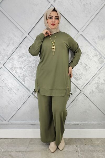 KADIN KOLYE DETAYLI TESETTÜR TAKIM HAKİ - 3 BEDEN