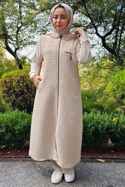 KADIN CEPLİ SALLANTI AKSESUARLI TESETTÜR YELEK KREM - 2 BEDEN