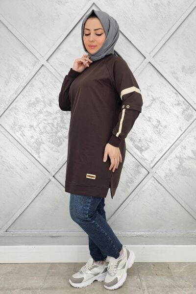 KADIN KOLLARI KUŞGÖZÜ AKSESUARLI TESETTÜR TUNİK KAHVERENGİ - 4 BEDEN