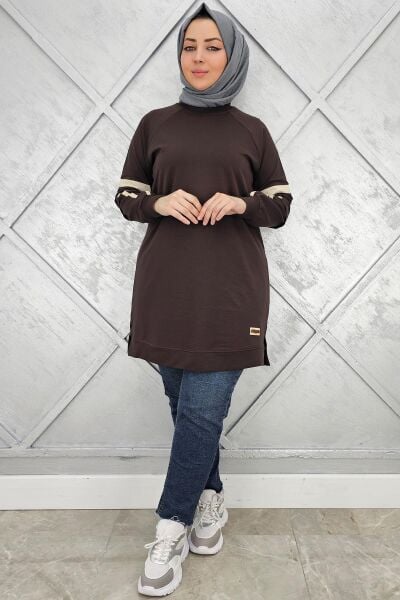 KADIN KOLLARI KUŞGÖZÜ AKSESUARLI TESETTÜR TUNİK KAHVERENGİ - 4 BEDEN