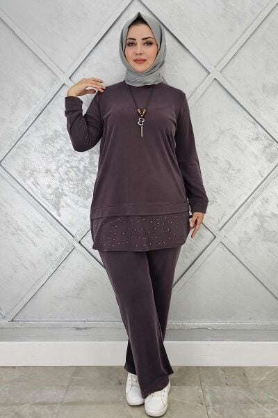 KADIN KOLYE VE TAŞ DETAYLI TESETTÜR TAKIM KAHVERENGİ - 4 BEDEN