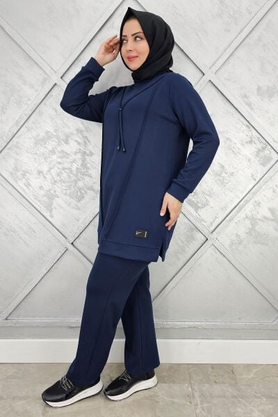 KADIN NERVÜR DİKİM ARMA DETAYLI TESETTÜR TAKIM LACİVERT - L
