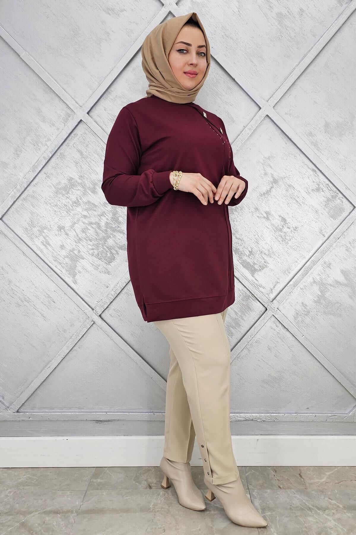 KADIN TAŞ VE DÜĞME DETAYLI TESETTÜR TUNİK BORDO - 2XL
