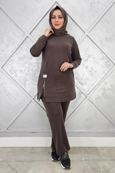 KADIN FERMUAR DETAYLI TESETTÜR TAKIM KAHVERENGİ - 2 BEDEN