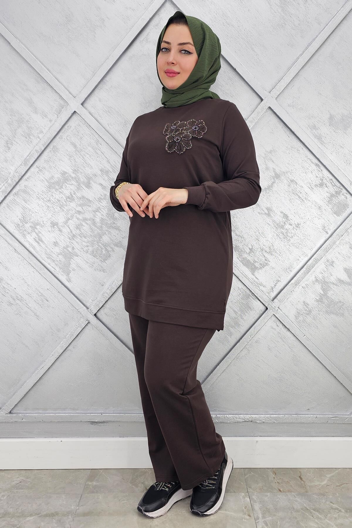 KADIN DİKME DETAYLI TESETTÜR TAKIM KAHVERENGİ - 2XL