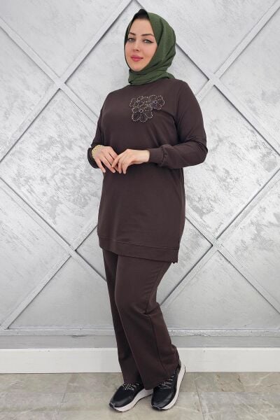 KADIN DİKME DETAYLI TESETTÜR TAKIM KAHVERENGİ - L
