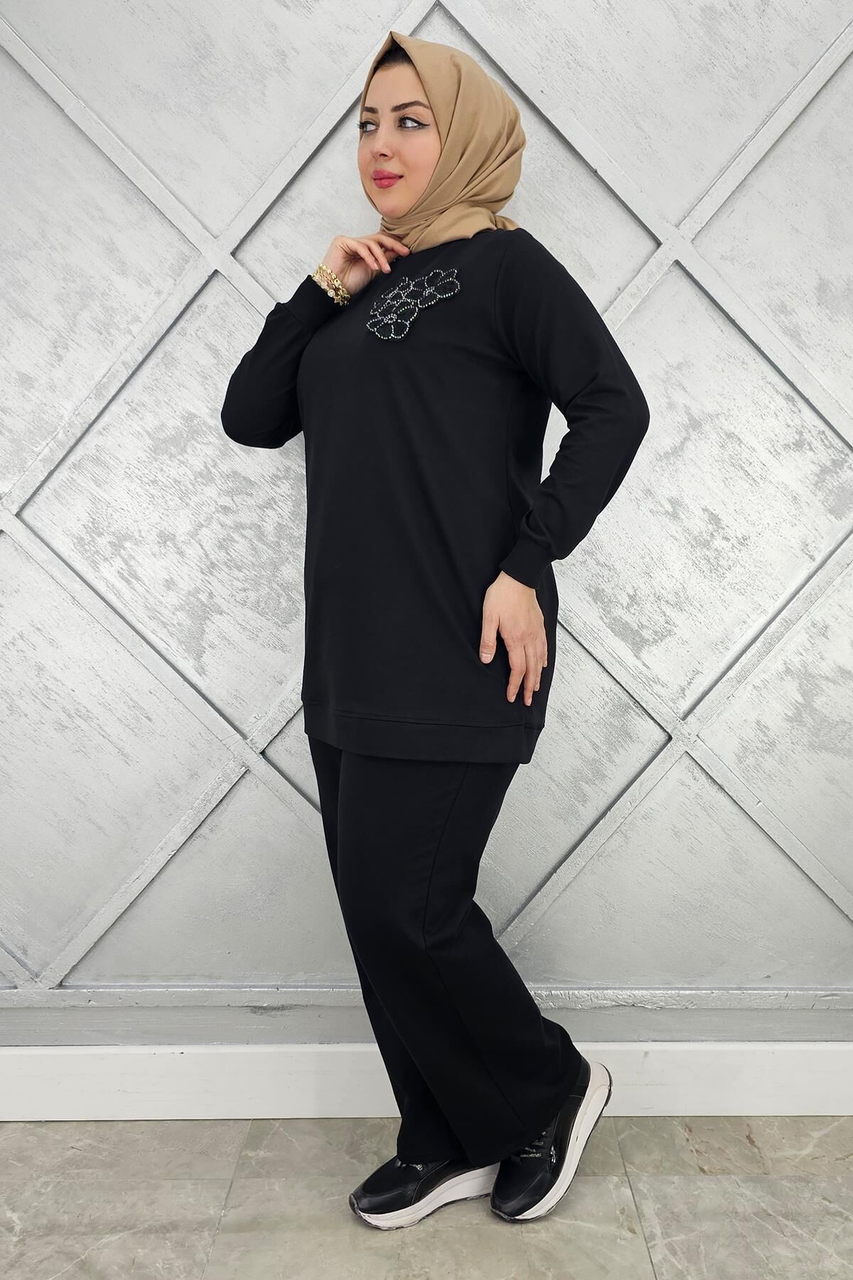 KADIN DİKME DETAYLI TESETTÜR TAKIM SİYAH - 3XL