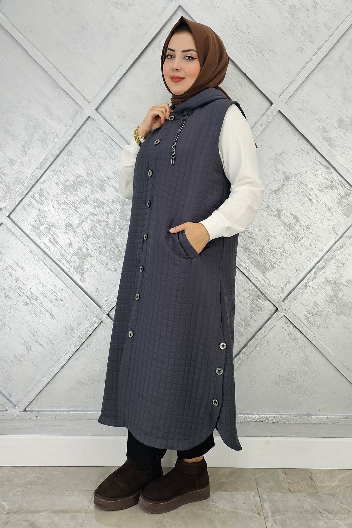 KADIN CEPLİ ETEK UCU DÜĞME DETAYLI TESETTÜR YELEK GRİ - 4 BEDEN