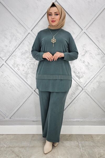 KADIN KOLYE VE TAŞ DETAYLI TESETTÜR TAKIM YEŞİL - 3 BEDEN