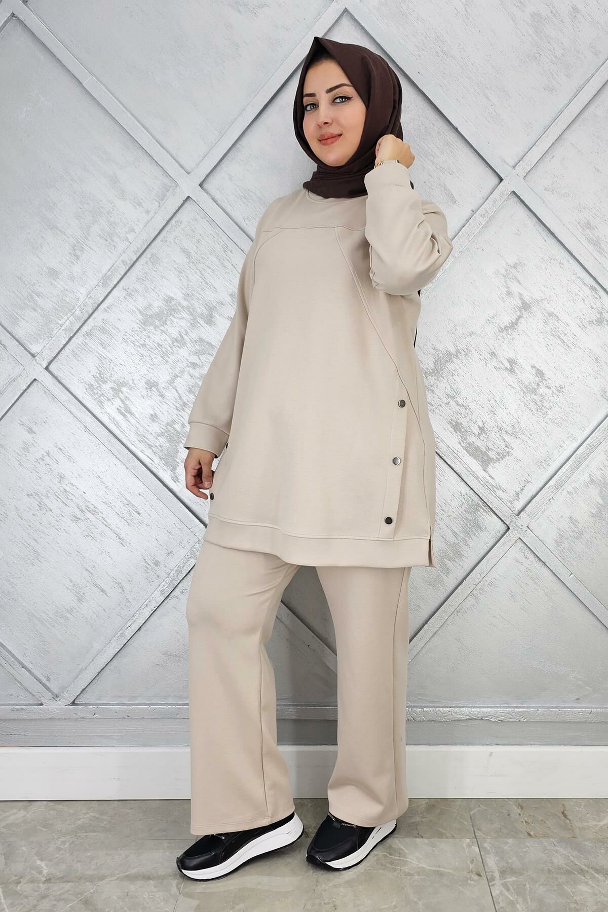 KADIN ÇIT ÇIT DETAYLI TESETTÜR TAKIM