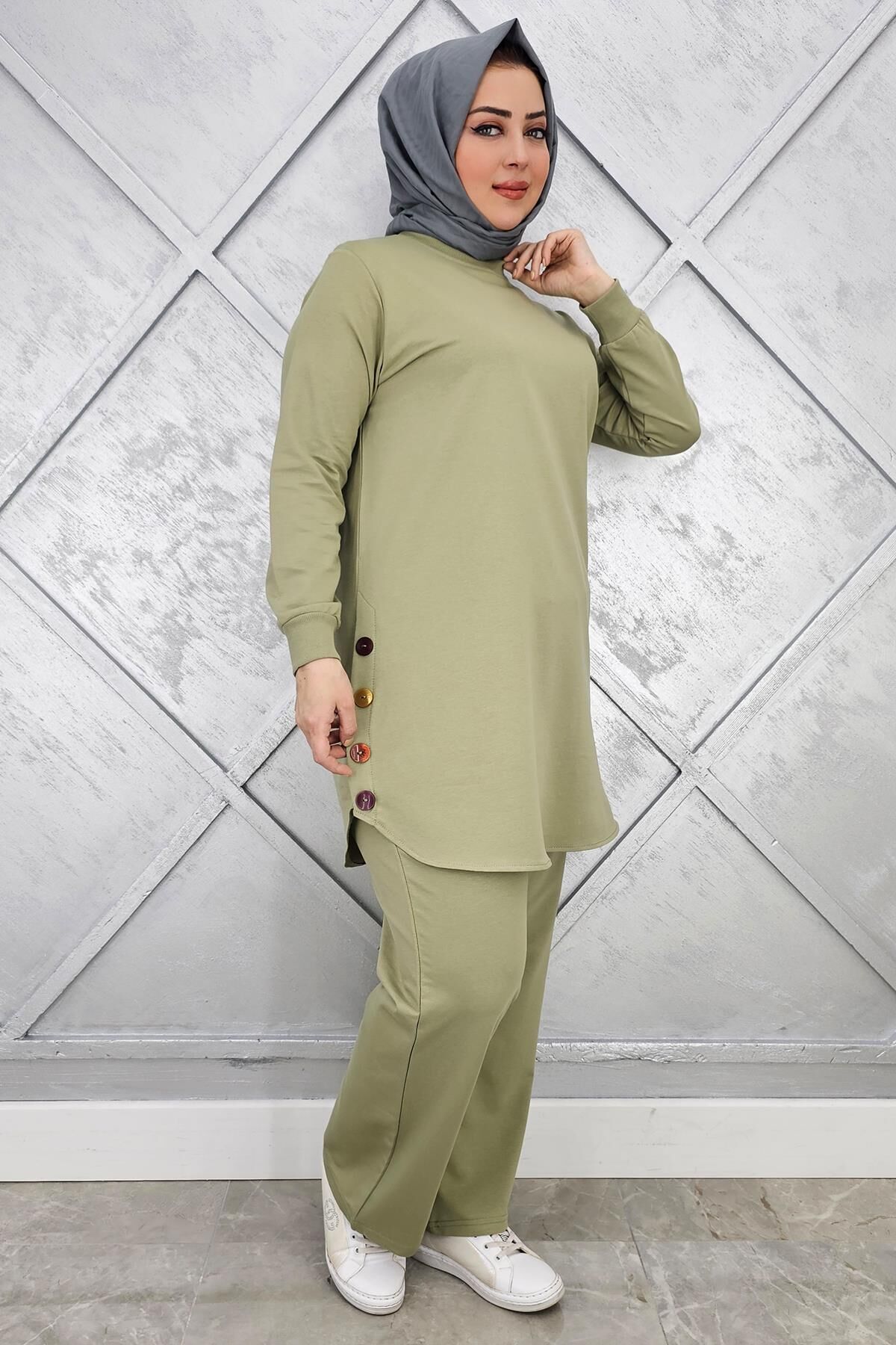 KADIN ETEK ALTI OVAL DÜĞME DETAYLI TESETTÜR TAKIM HAKİ - L